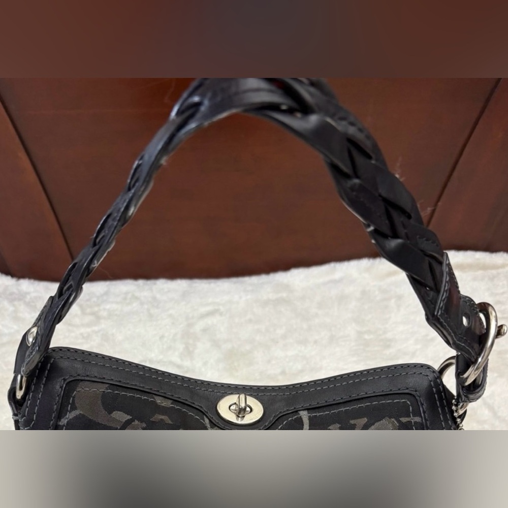 Coach Optic Chelsea Hob. Turnlock. Braided strap. - Picture 10 of 13